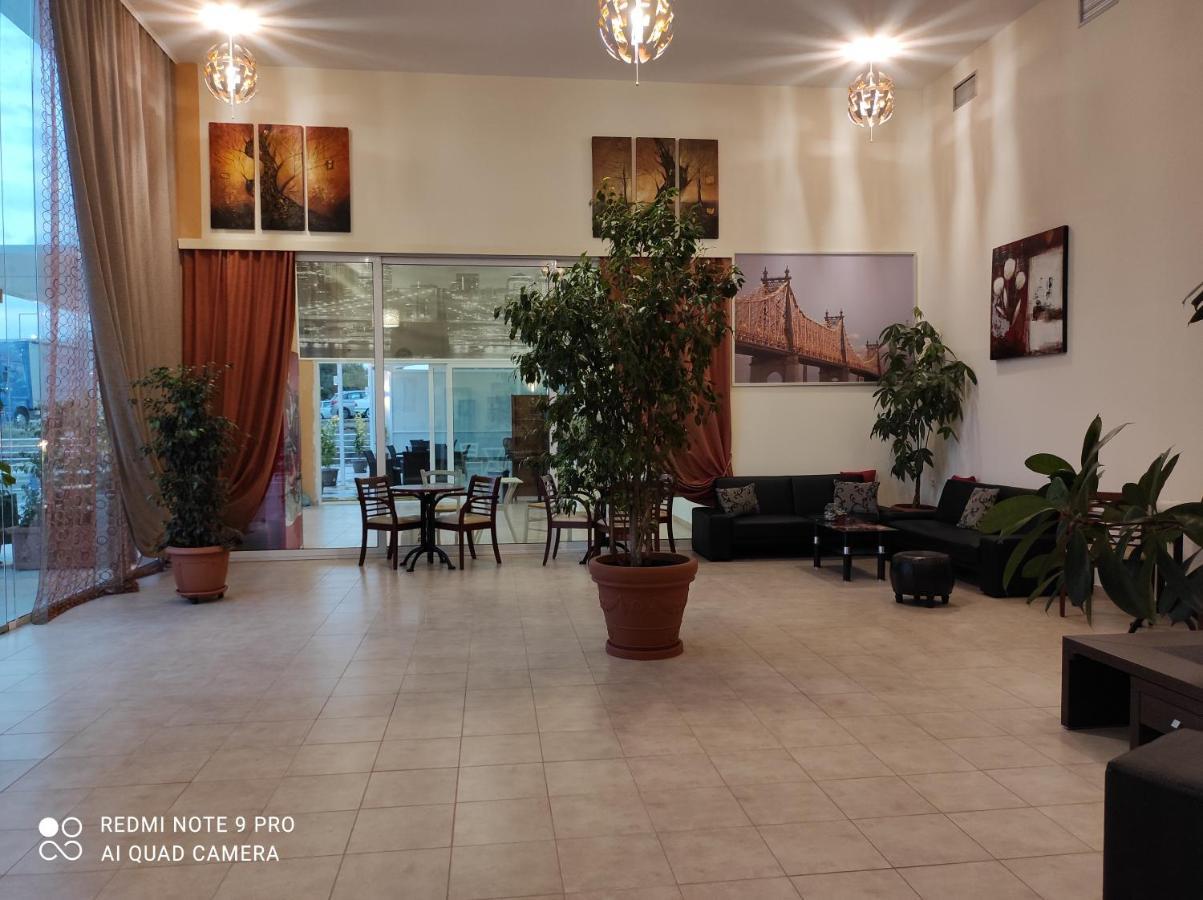 Sofias Hotel Янина Экстерьер фото